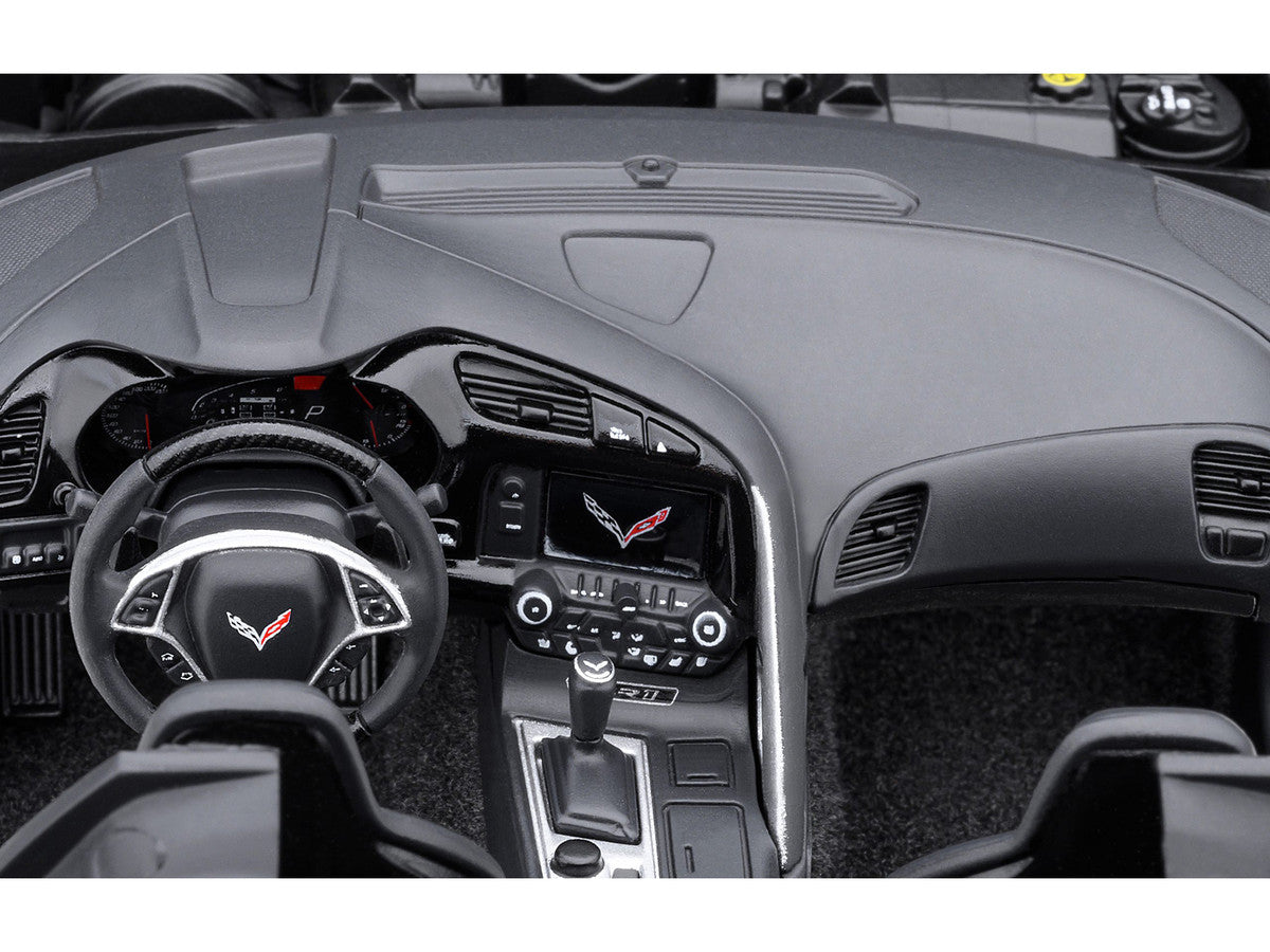 2019 Chevrolet Corvette C7 ZR1 Arctic White with Carbon Top 1/18 Model Car by Autoart LuxuryLifeWay Online Store