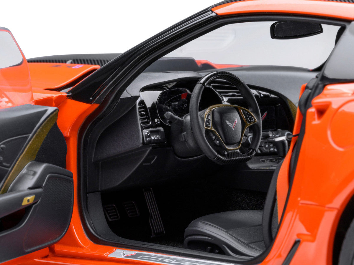 2019 Chevrolet Corvette C7 ZR1 Sebring Orange Tintcoat with Carbon Top 1/18 Model Car by Autoart LuxuryLifeWay Online Store