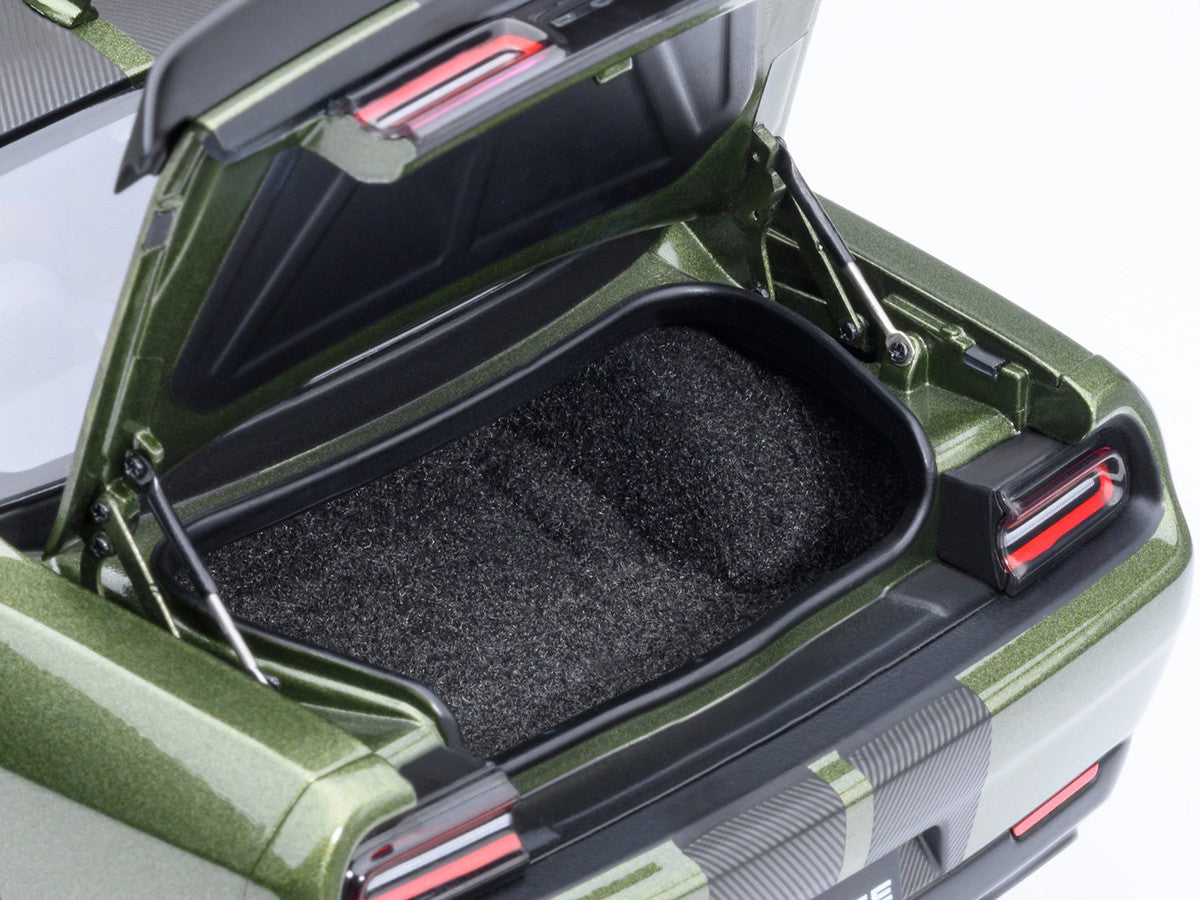 2022 Dodge Challenger SRT Jailbreak F8 Green with Carbon Stripes 1/18 Model Car by Autoart LuxuryLifeWay Online Store