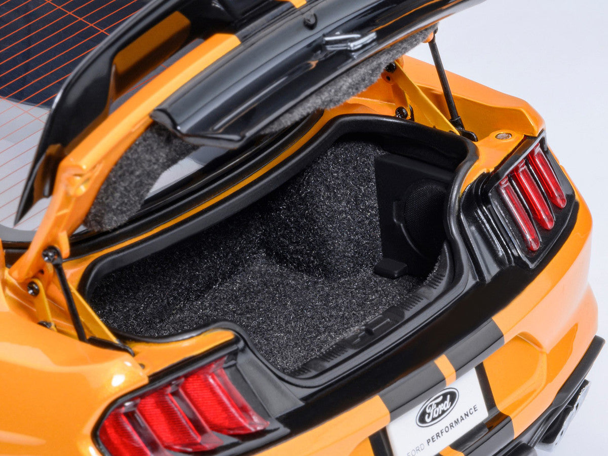 Ford Mustang Shelby GT500 Cyber Orange Metallic with Black Stripes 1/18 Model Car by Autoart LuxuryLifeWay Online Store