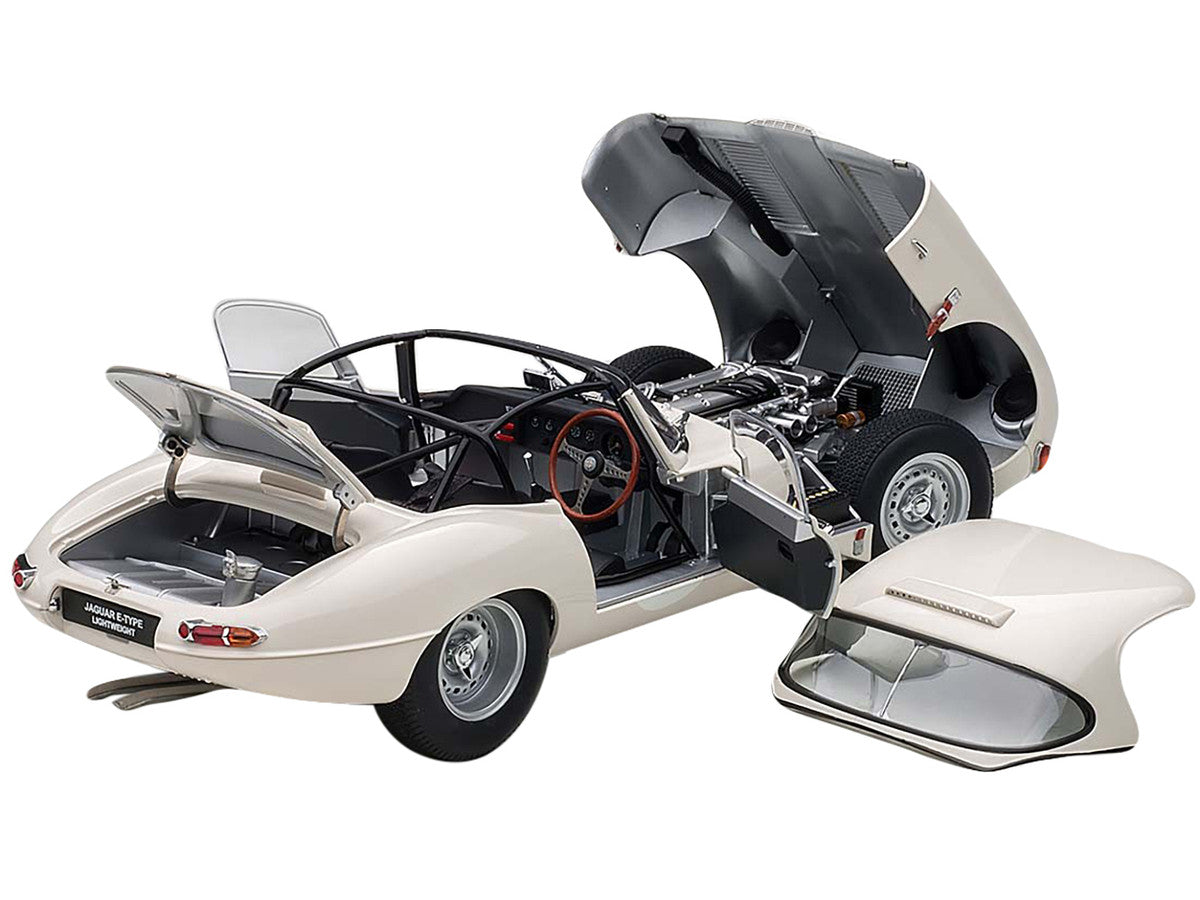 Jaguar Lightweight E Type Roadster RHD (Right Hand Drive) White 1/18 Model Car by Autoart LuxuryLifeWay Online Store