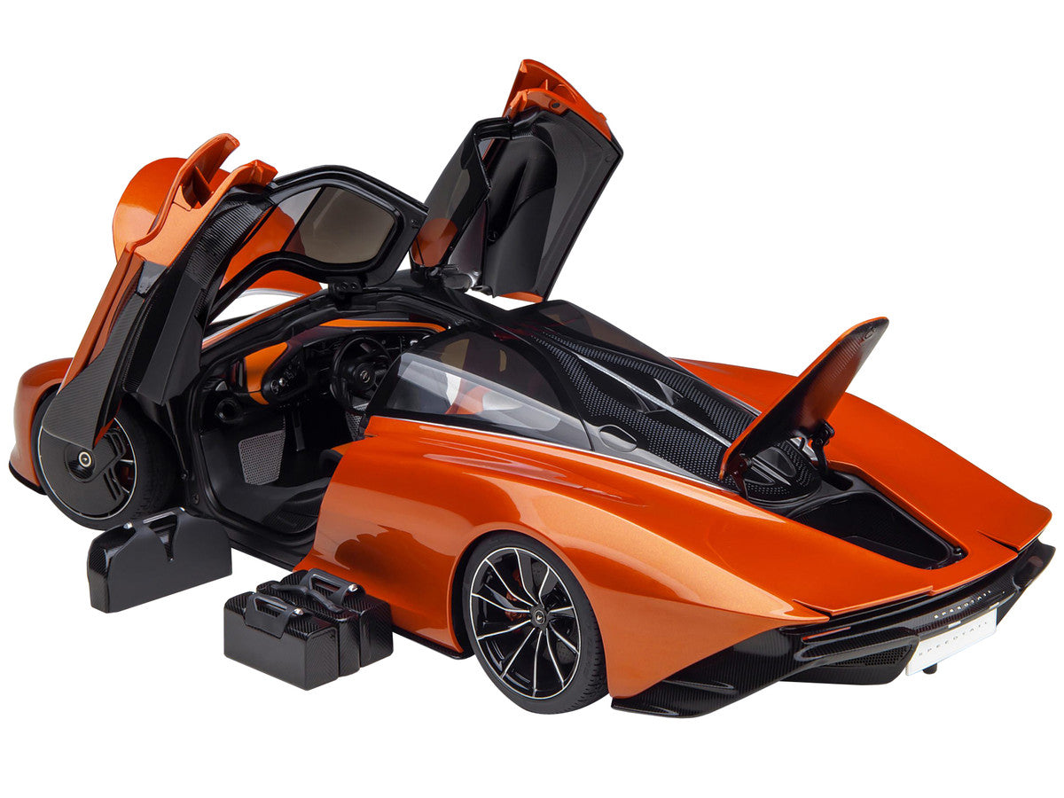 McLaren Speedtail Volcano Orange Metallic with Black Top and Suitcase Accessories 1/18 Model Car by Autoart LuxuryLifeWay Online Store