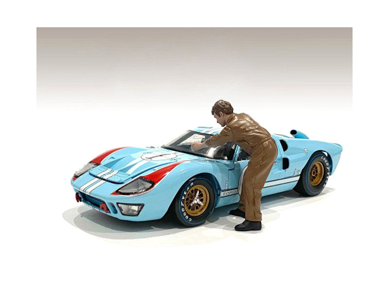 "Race Day 1" Figurine V for 1/18 Scale Models by American Diorama LuxuryLifeWay Online Store
