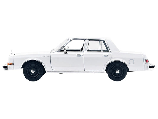 1986 Dodge Diplomat Police Car Unmarked White "Custom Builder's Kit" Series 1/24 Diecast Model Car by Motormax LuxuryLifeWay Online Store