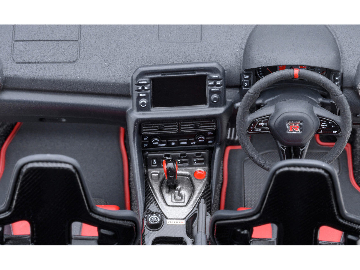 2022 Nissan GT-R (R35) Nismo Special Edition RHD (Right Hand Drive) Ultimate Metal Silver with Carbon Hood and Top 1/18 Model Car by Autoart LuxuryLifeWay Online Store