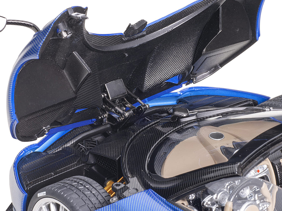 Pagani Huayra Roadster Blue Tricolore Carbon Fiber with Black Top with Luggage Set 1/18 Model Car by Autoart LuxuryLifeWay Online Store