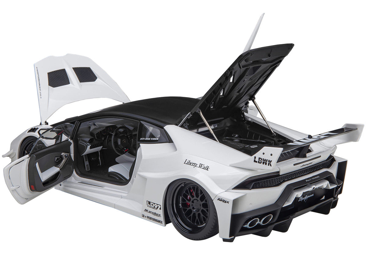 Lamborghini Huracan GT "LB-Silhouette Works" White with Black 1/18 Model Car by Autoart LuxuryLifeWay Online Store