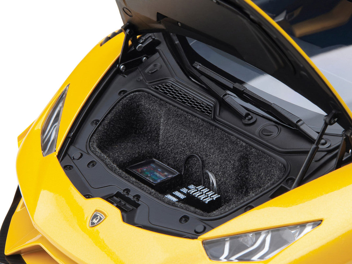 Lamborghini Huracan GT "LB-Silhouette Works" Yellow Metallic with Black Top 1/18 Model Car by Autoart LuxuryLifeWay Online Store