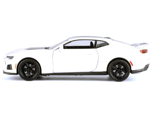 2017 Chevrolet Camaro ZL1 White 1/24 Diecast Model Car by Motormax LuxuryLifeWay Online Store