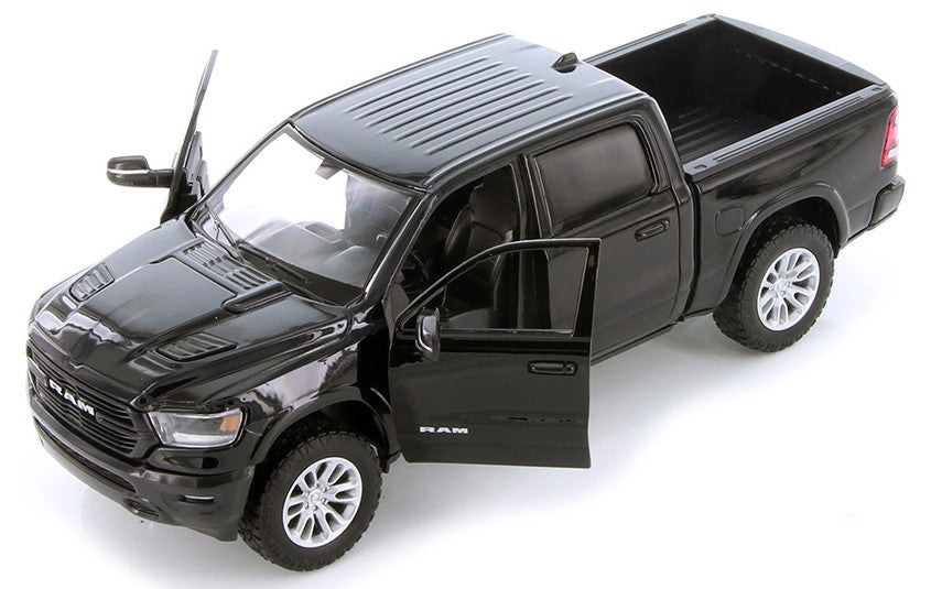 2019 RAM 1500 Laramie Crew Cab Pickup Truck Black 1/24 Diecast Model Car by Motormax LuxuryLifeWay Online Store