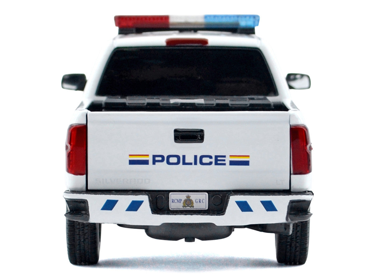2017 Chevrolet Silverado 1500 LT Z71 Crew Cab Pickup Truck "Royal Canadian Mounted Police" White with Flashing Light Bar and Front and Rear Lights and Sounds "Law Enforcement and Public Service" Series 1/27 Diecast Model Car by Motormax LuxuryLifeWay Online Store