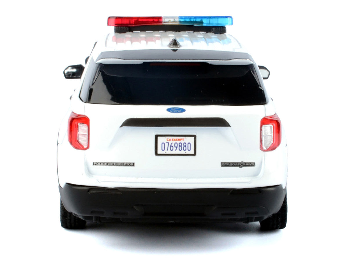 2022 Ford Police Interceptor Utility Plain White "Builder's Kit" with Flashing Light Bar and Front and Rear Lights and Sounds 1/24 Diecast Model Car by Motormax LuxuryLifeWay Online Store