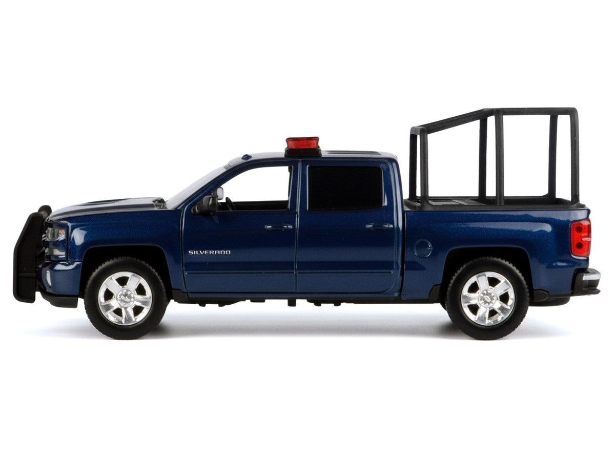 2017 Chevrolet Silverado 1500 LT Z71 Crew Cab Pickup Truck with Bed Cage Dark Blue with Flashing Light Bar and Front and Rear Lights and Sounds 1/27 Diecast Model Car by Motormax LuxuryLifeWay Online Store