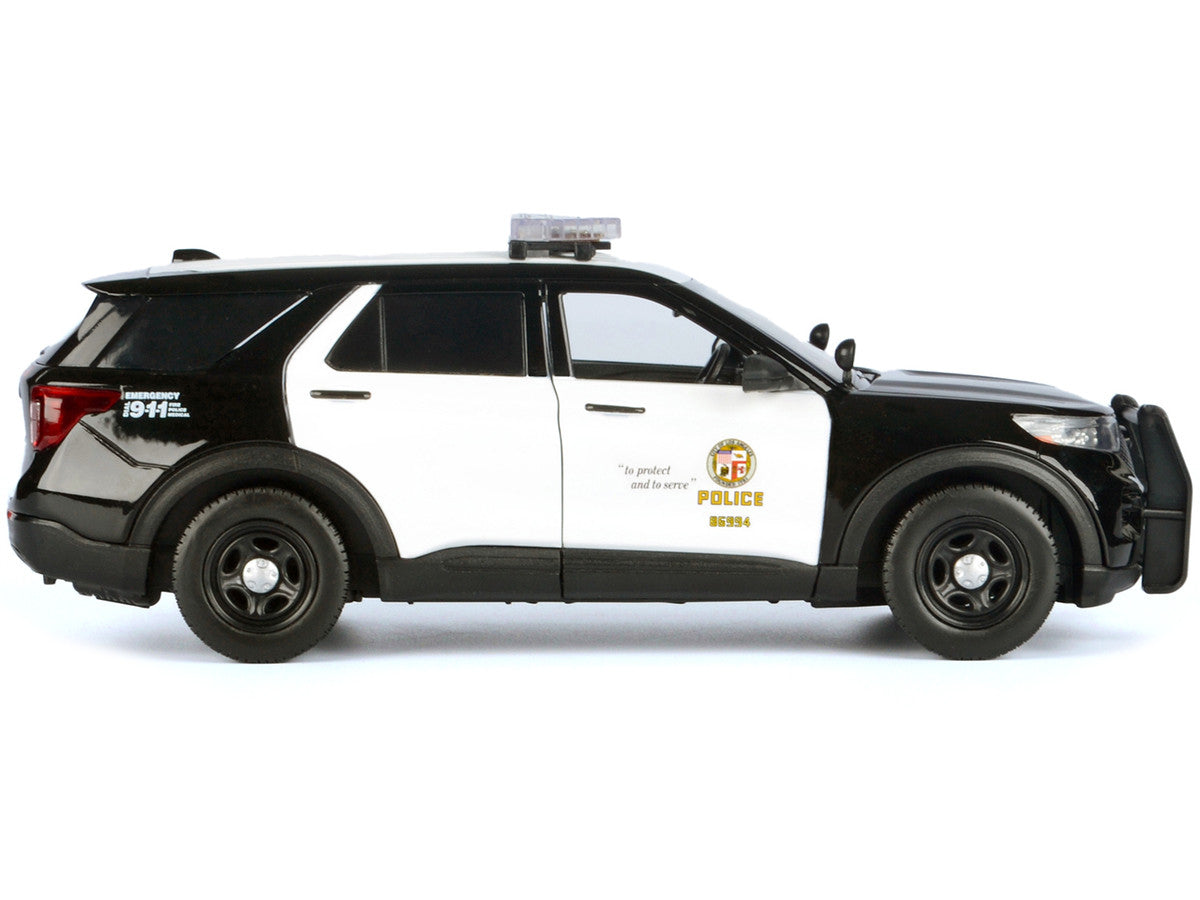2022 Ford Police Interceptor Utility Black and White "Los Angeles Police Department (LAPD)" with Flashing Light Bar and Front and Rear Lights and Sounds 1/24 Diecast Model Car by Motormax LuxuryLifeWay Online Store