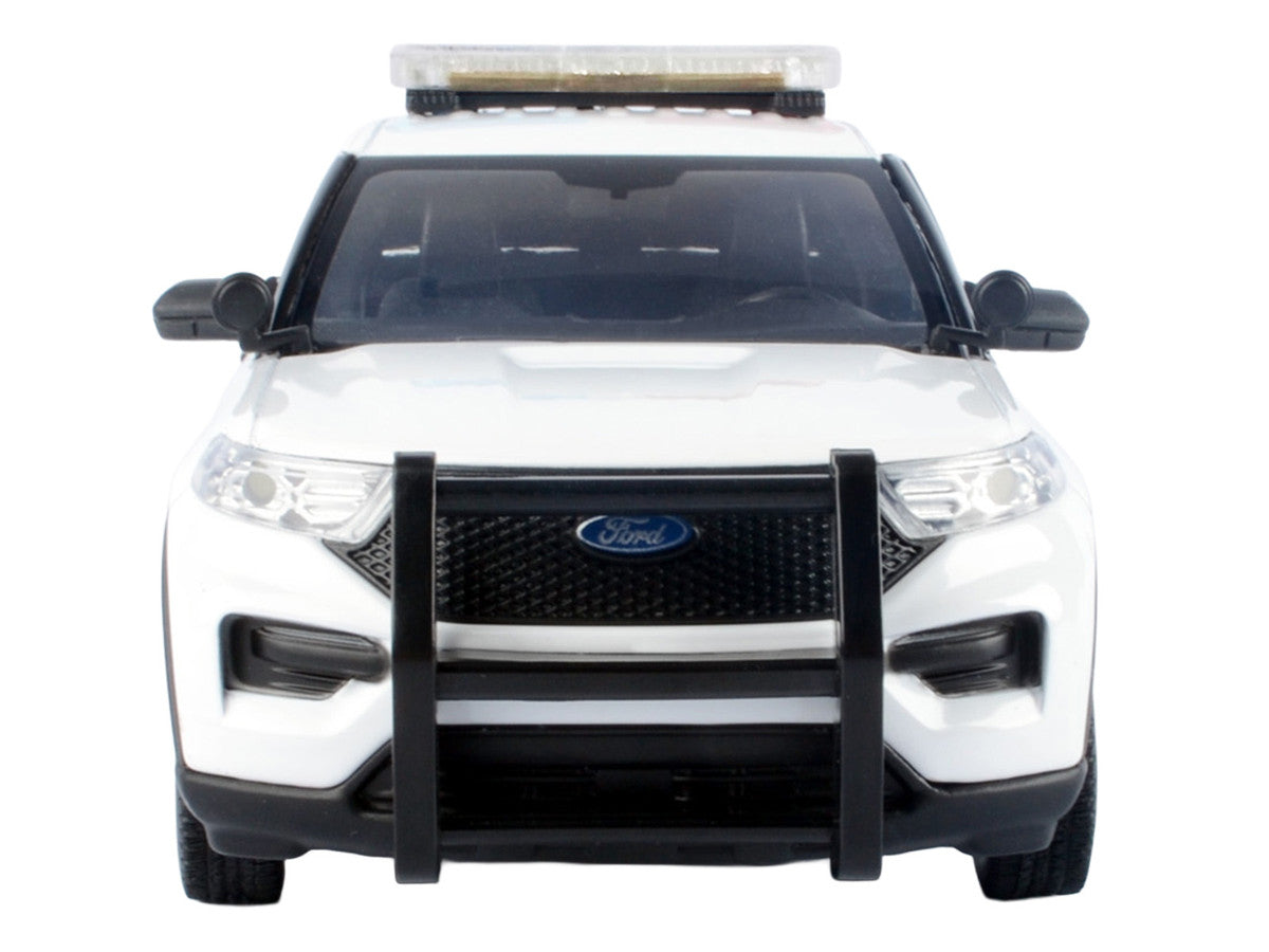 2022 Ford Police Interceptor Utility White "Royal Canadian Mounted Police (RCMP)" with Flashing Light Bar and Front and Rear Lights and Sounds 1/24 Diecast Model Car by Motormax LuxuryLifeWay Online Store