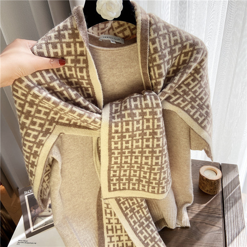 Knotted Shoulders With Contrasting Color Small Shawls LadyShow.Store