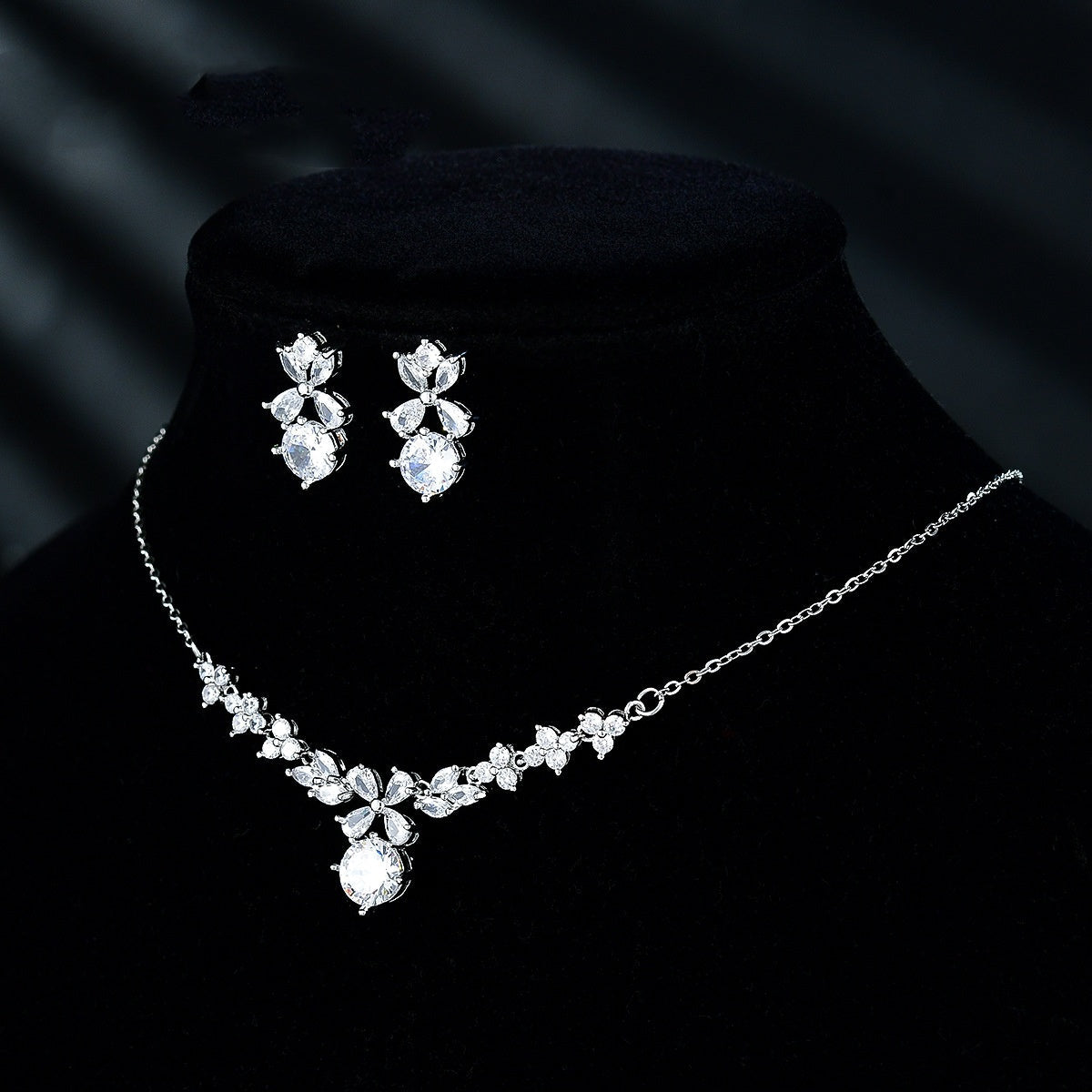 New Women's Ornament Bridal Necklace Earrings Jewelry Suit LadyShow.Store