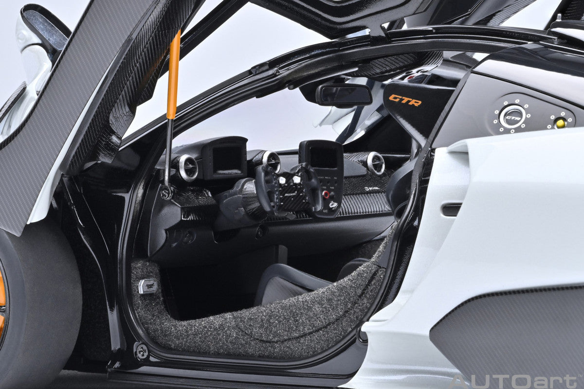 McLaren Senna GTR Silica White with Black Top 1/18 Model Car by Autoart LuxuryLifeWay Online Store