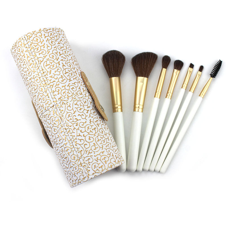 7 makeup brushes