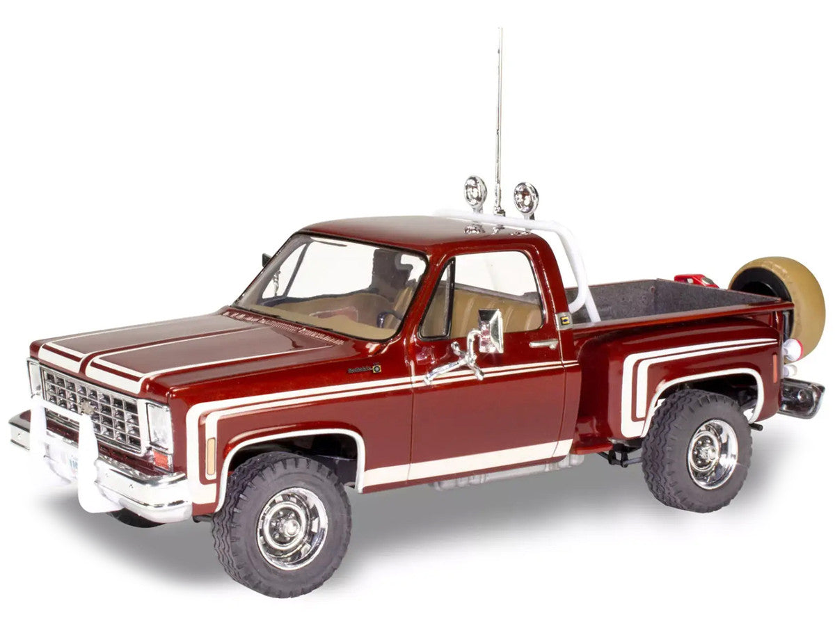 Level 4 Model Kit 1976 Chevrolet Sports Stepside 4x4 Pickup Truck 1/24 Scale Model by Revell LuxuryLifeWay Online Store