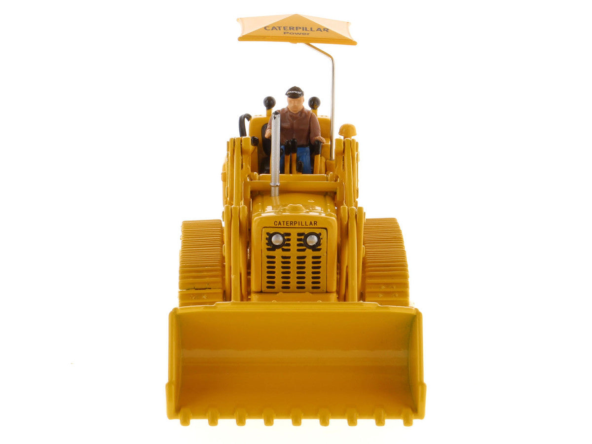 CAT Caterpillar 977D Traxcavator Yellow with Operator "Vintage Series" 1/50 Diecast Model by Diecast Masters LuxuryLifeWay Online Store