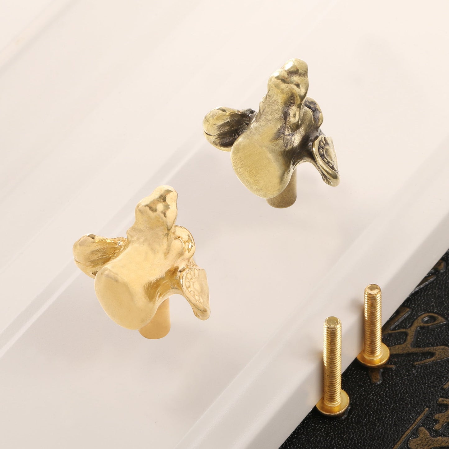 Solid Brass Doberman Dog Head Cabinet Knob Creative Animal Drawer Pull Handle For Kitchen Cupboard Furniture Hardware Decor PearlNestDecor.com