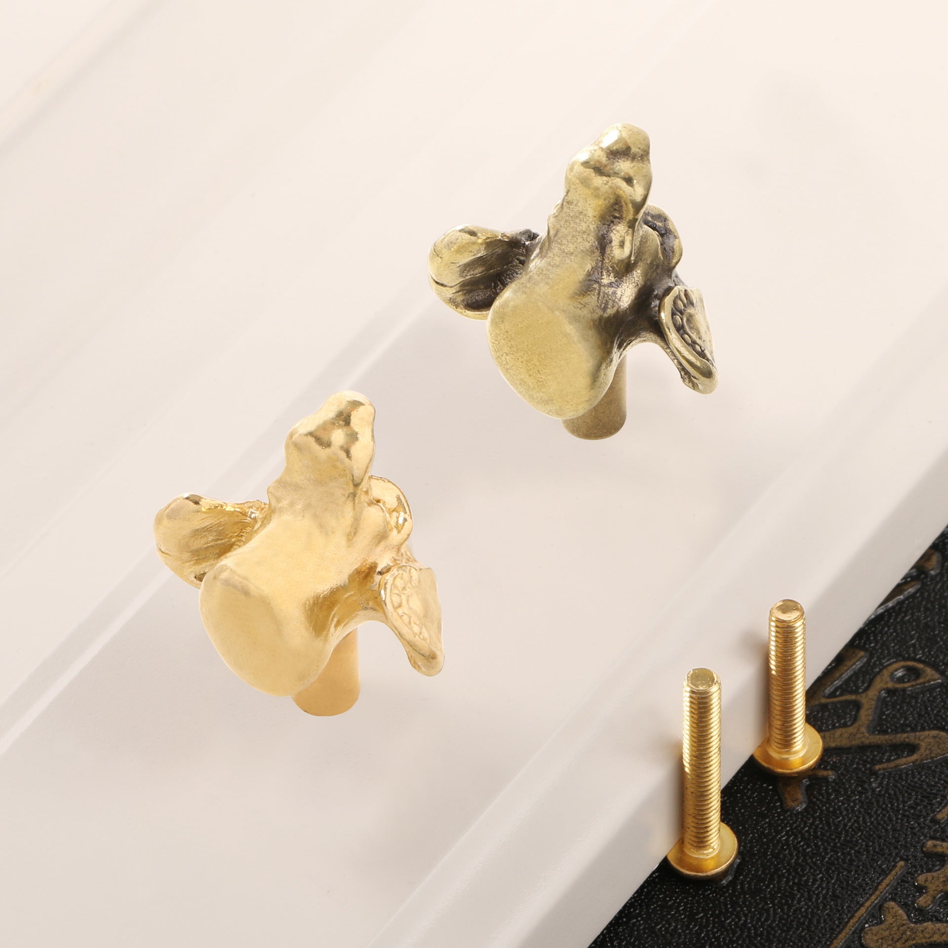 Solid Brass Doberman Dog Head Cabinet Knob Creative Animal Drawer Pull Handle For Kitchen Cupboard Furniture Hardware Decor PearlNestDecor.com