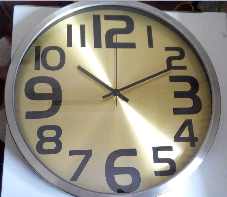 Aluminium Clock Creative And Fashionable Living Room Wall Clock PearlNestDecor.com