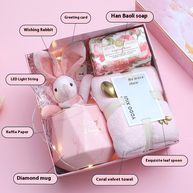 Gift Box For Mother's Day Wedding Favors LadyShow.Store
