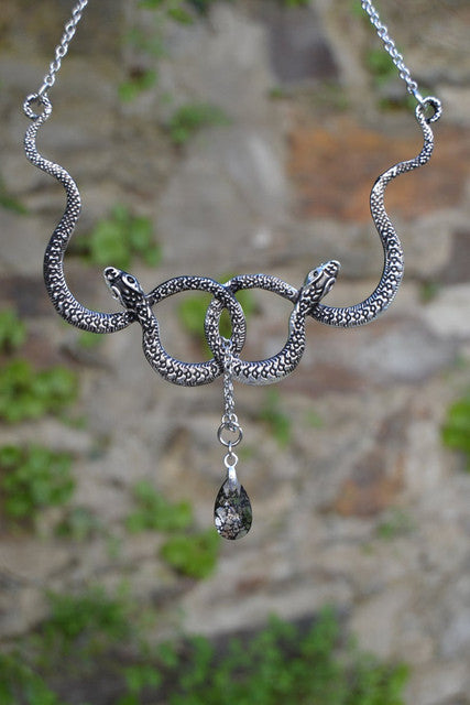 Snake Necklace with Crystal Pi-Mart