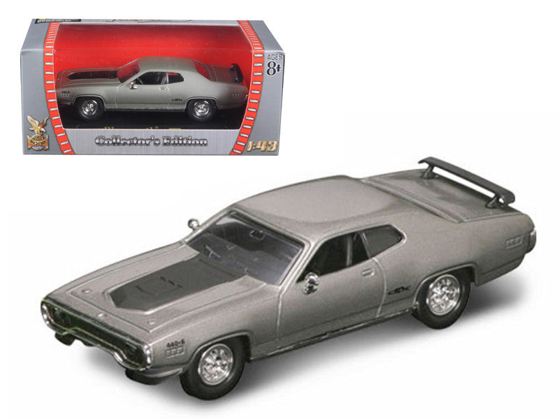 1971 Plymouth GTX 440 6 Pack Silver 1/43 Diecast Model Car by Road Signature LuxuryLifeWay Online Store