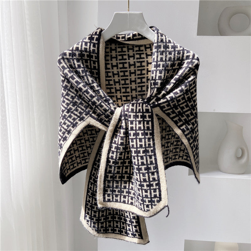 Knotted Shoulders With Contrasting Color Small Shawls LadyShow.Store