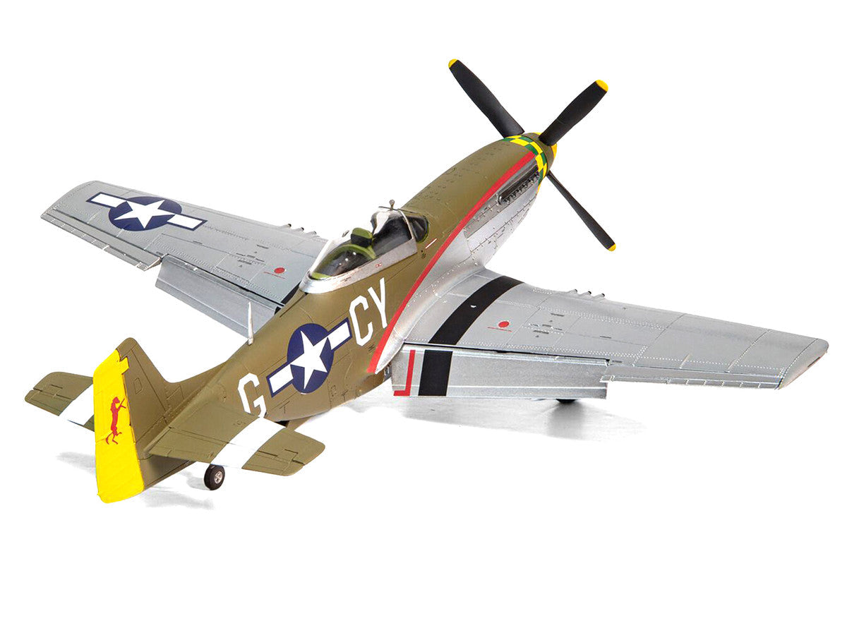 Level 2 Model Kit North American P-51D Mustang Fighter Aircraft with 2 Scheme Options 1/48 Plastic Model Kit by Airfix LuxuryLifeWay Online Store