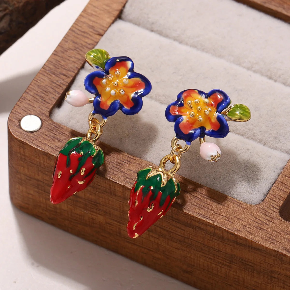 Cute Enamel Flower & Strawberry Drop Earrings - Sweet Fruit Dangle Jewelry for Women Girls Brithday Daily Ear Charm Jewelry Gift Pi-Mart