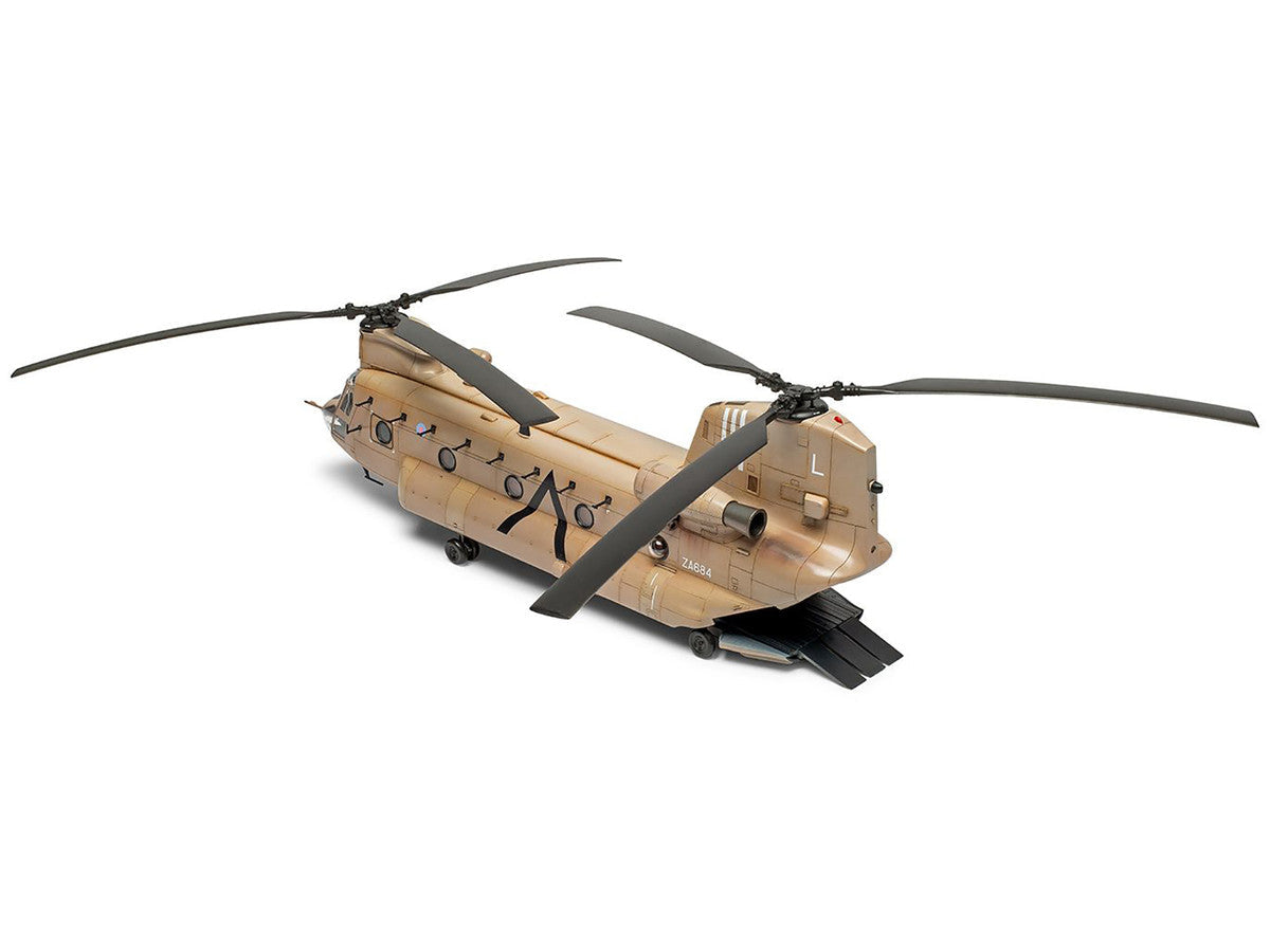Level 3 Model Kit Boeing Chinook HC.1 Helicopter with 2 Scheme Options 1/72 Plastic Model Kit by Airfix LuxuryLifeWay Online Store