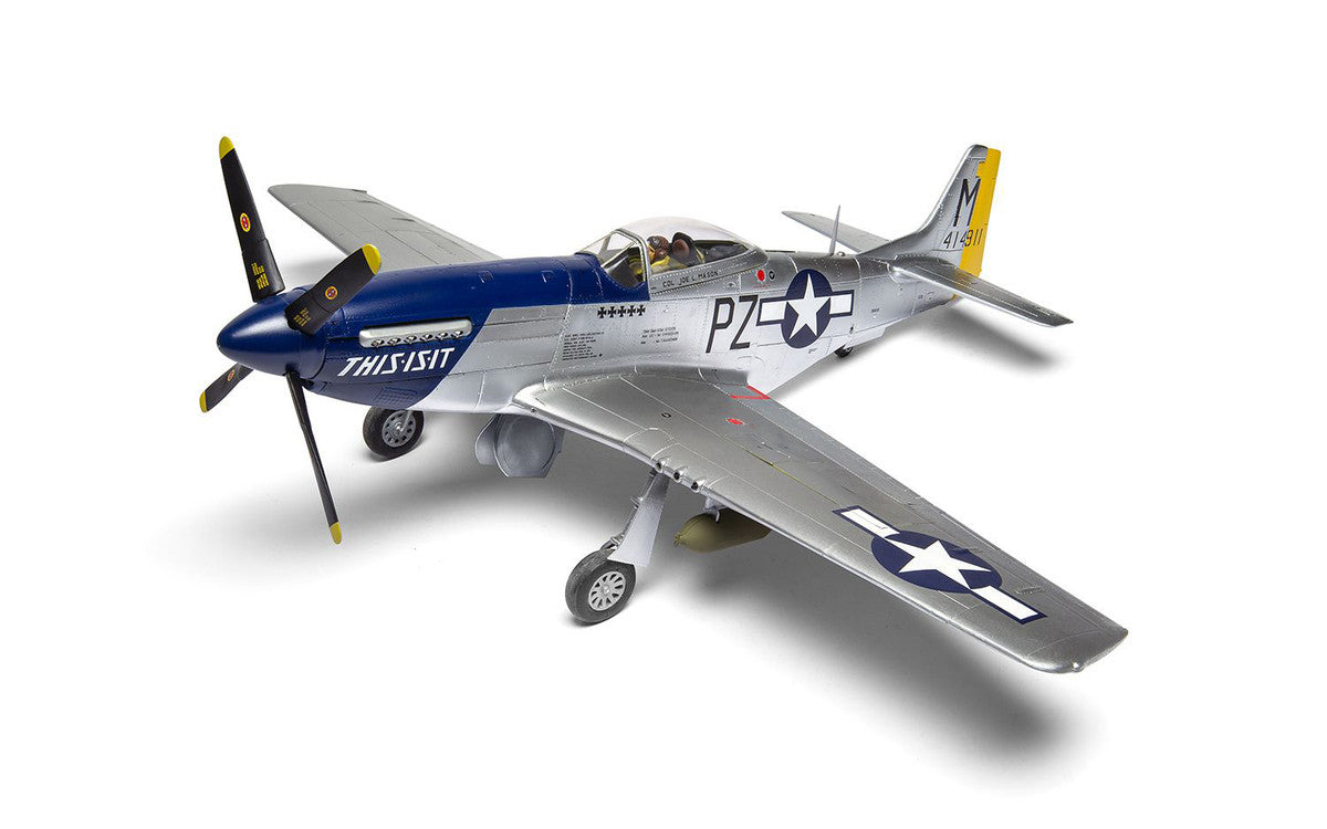 Level 4 Model Kit North American P-51D Mustang Aircraft with 2 Scheme Options 1/24 Plastic Model Kit by Airfix LuxuryLifeWay Online Store
