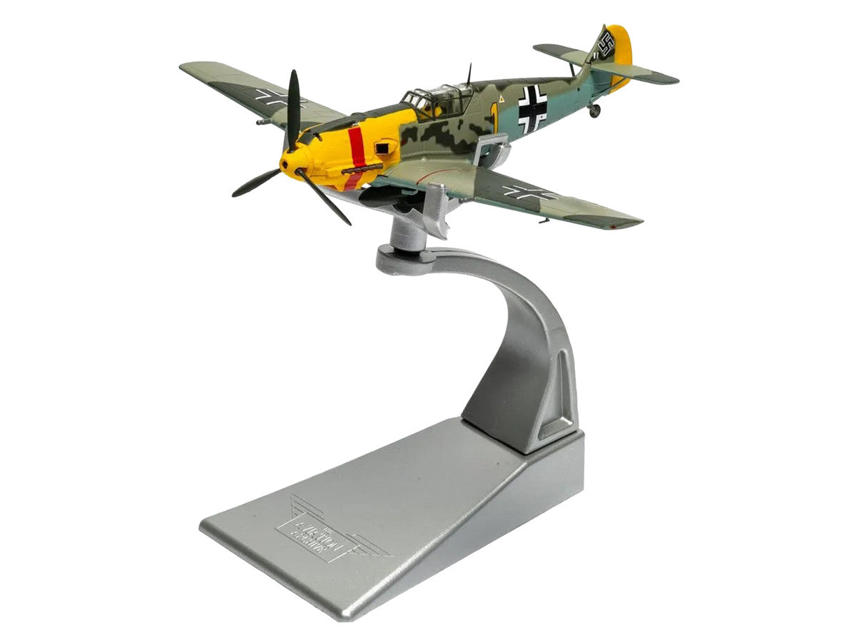 Messerschmitt Bf 109E-4/B Jabo Fighter-Bomber Aircraft "Oberleutnant Walter Rupp 3./JG53 RAF Manston Battle of Britain" (1940) German Luftwaffe "The Aviation Archive" Series 1/72 Diecast Model by Corgi LuxuryLifeWay Online Store