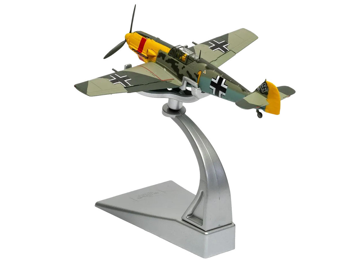 Messerschmitt Bf 109E-4/B Jabo Fighter-Bomber Aircraft "Oberleutnant Walter Rupp 3./JG53 RAF Manston Battle of Britain" (1940) German Luftwaffe "The Aviation Archive" Series 1/72 Diecast Model by Corgi LuxuryLifeWay Online Store