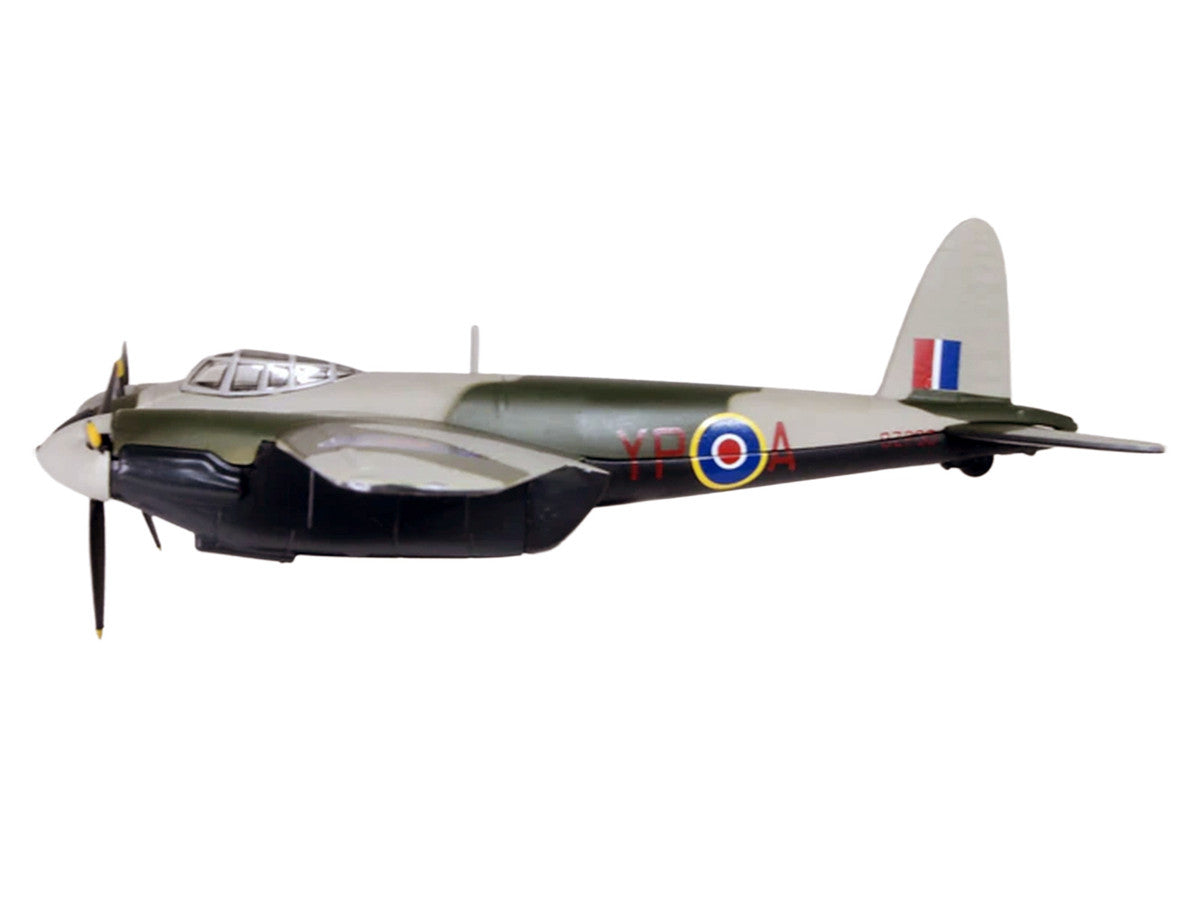 De Havilland Mosquito NF MKII Aircraft "Wing Commander Peter G. Wykeham-Barnes No. 23 Squadron Luqa Malta" (1943) Royal Air Force "Oxford Aviation" Series 1/72 Diecast Model Airplane by Oxford Diecast LuxuryLifeWay Online Store