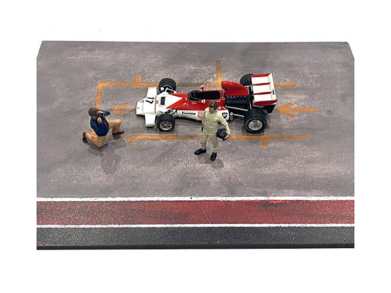 "Race Day" Two Diecast Figures Set 1 for 1/43 Scale Models by American Diorama LuxuryLifeWay Online Store
