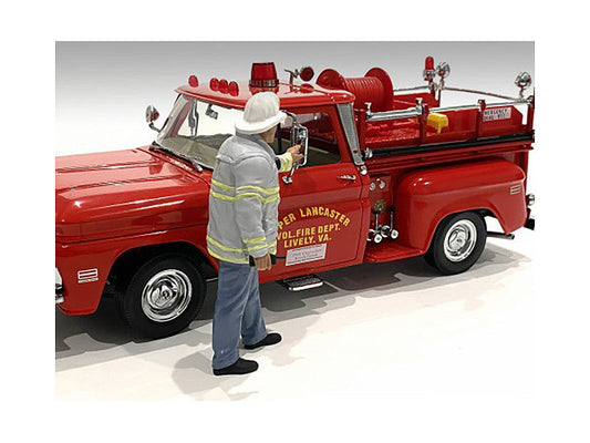 "Firefighters" Fire Captain Figure for 1/18 Scale Models by American Diorama LuxuryLifeWay Online Store