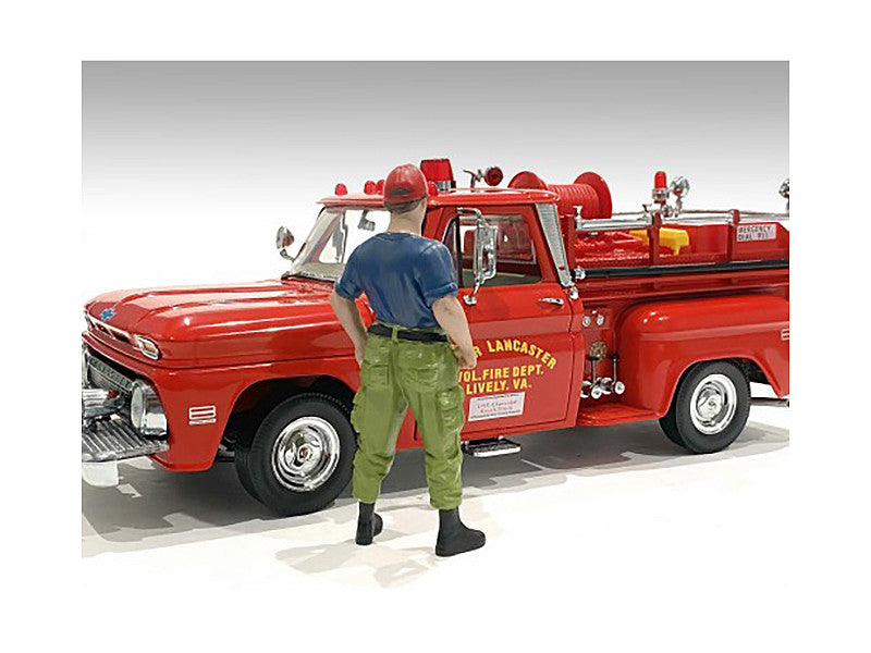 "Firefighters" Off Duty Figure for 1/18 Scale Models by American Diorama LuxuryLifeWay Online Store