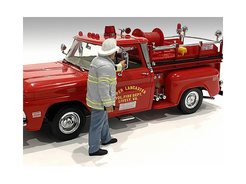 "Firefighters" Fire Captain Figure for 1/24 Scale Models by American Diorama LuxuryLifeWay Online Store
