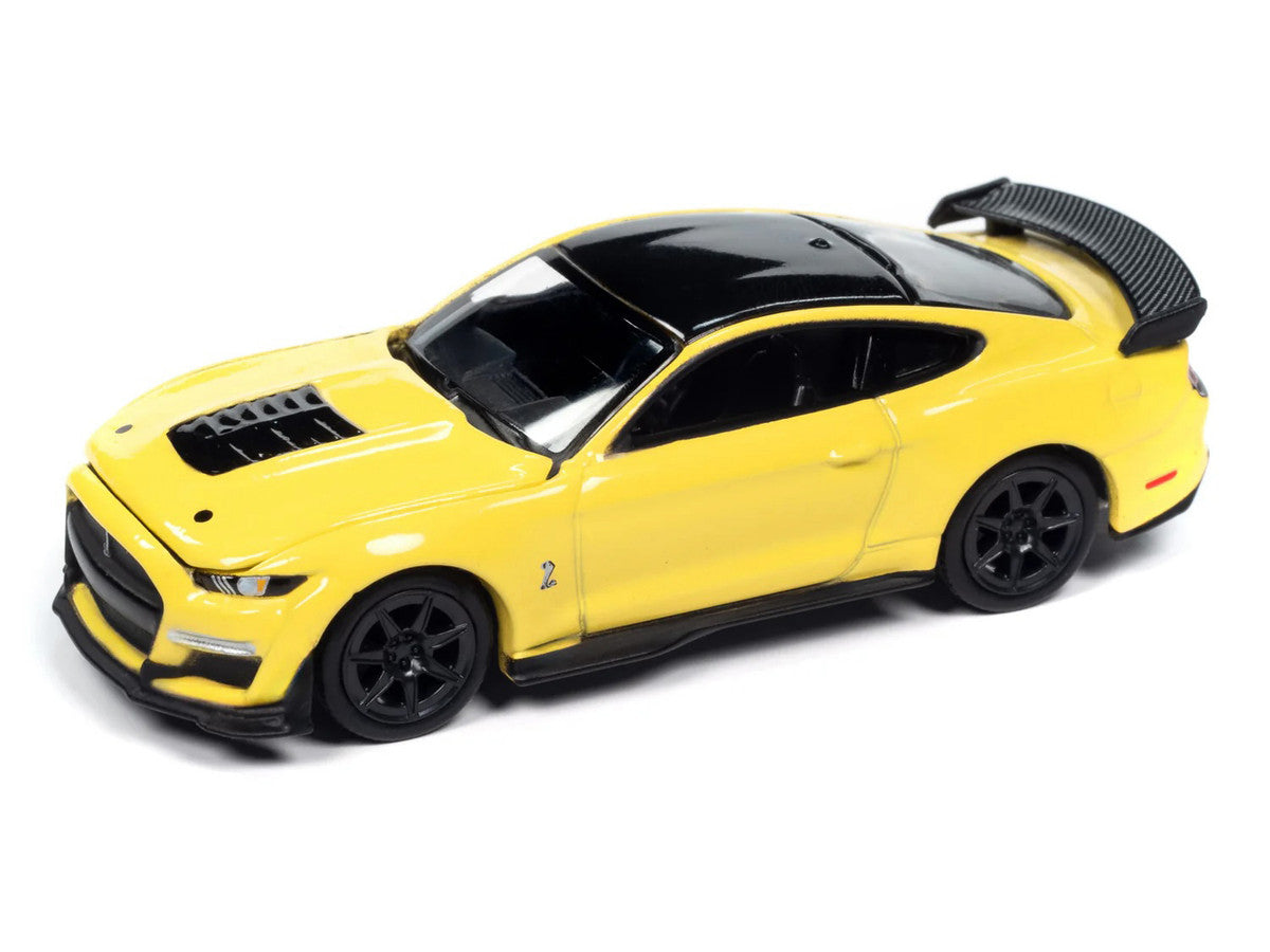 2021 Ford Mustang Shelby GT500 Carbon Fiber Track Pack Grabber Yellow with Black Top "Modern Muscle" Series 1/64 Diecast Model Car by Auto World LuxuryLifeWay Online Store