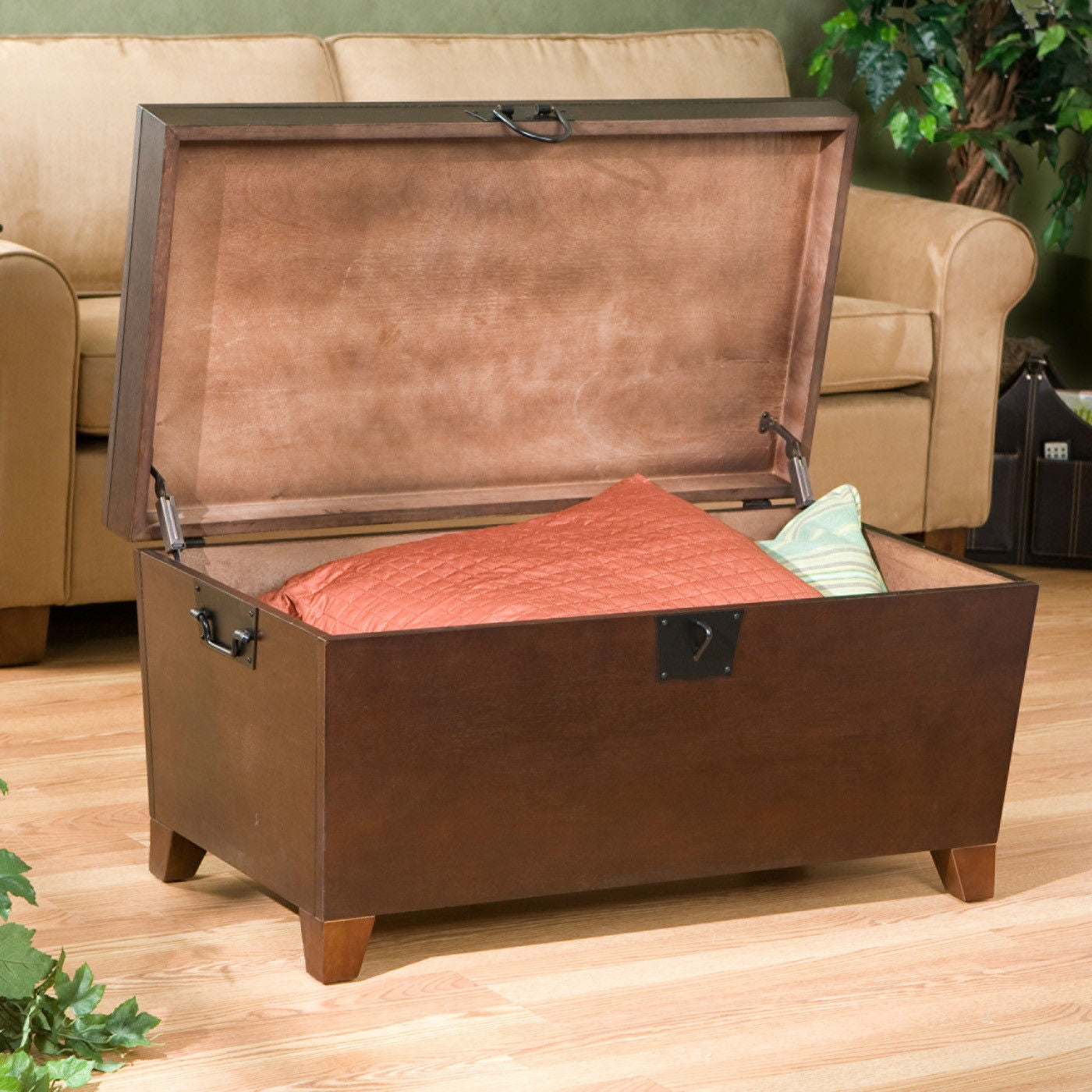 Contemporary Lift Top Coffee Table Storage Trunk in Espresso Finish LuxuryLifeWay Online Store