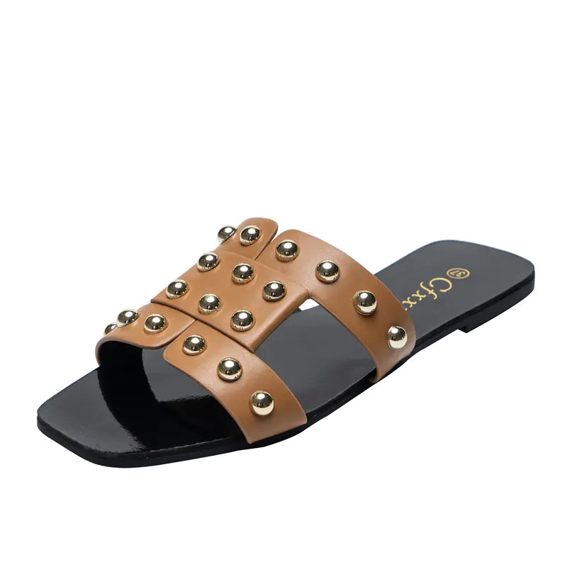 Fashion Rivet Flat Sandals for Women’s Casual Wear