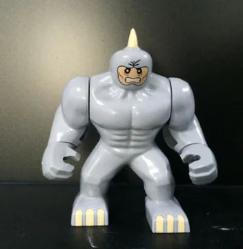 Superhero Villain Action Figure Model Toy (Avengers) Pi-Mart