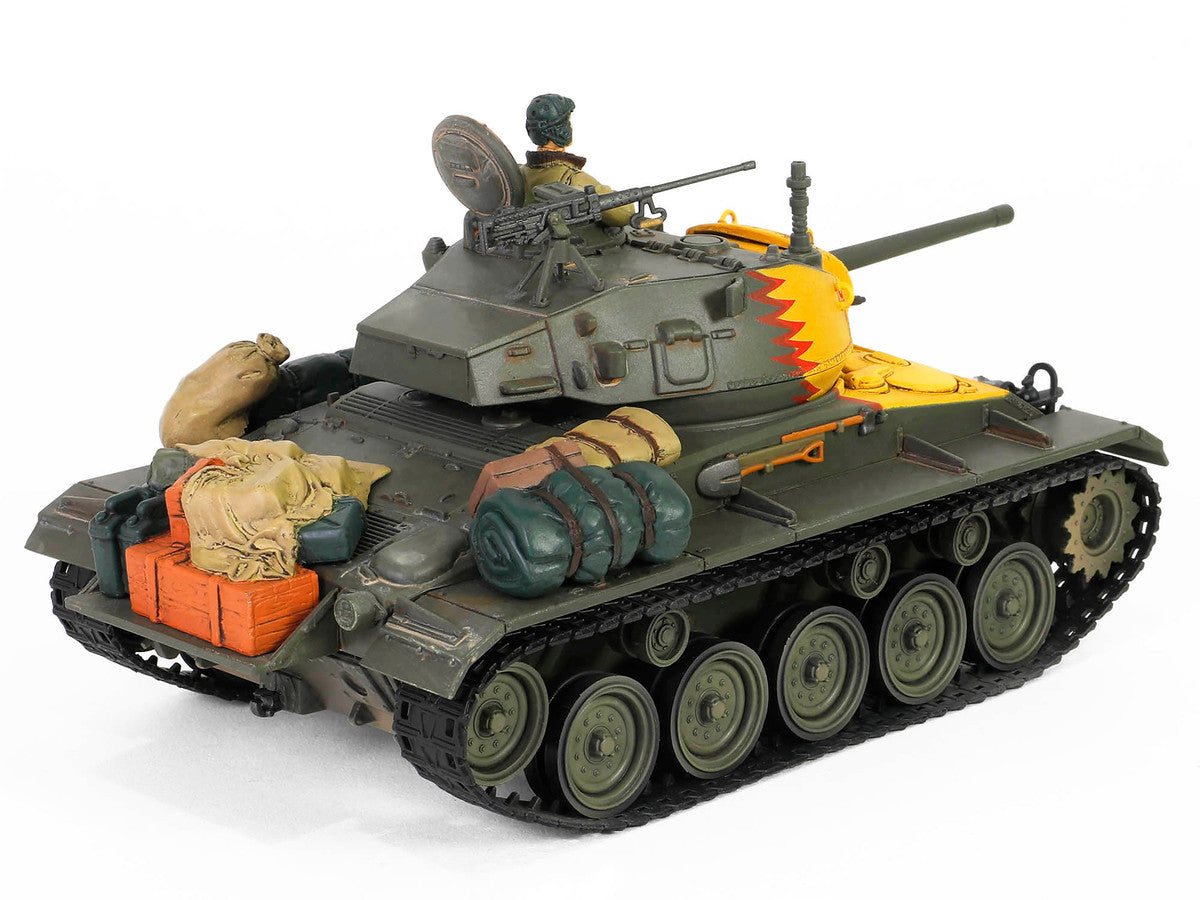 M24 Chaffee Light Tank "Tiger Face 79th Tank Btn Han River South Korea" (1950) United States Army "Armoured Fighting Vehicle" Series 1/32 Diecast Model by Forces of Valor LuxuryLifeWay Online Store