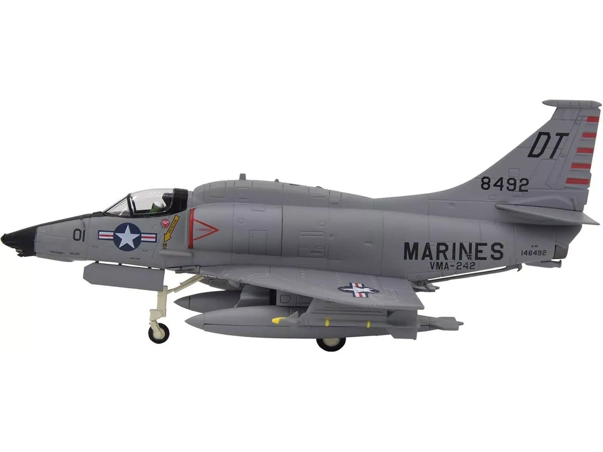 Douglas A-4D Skyhawk Aircraft "VMA-242 Bats NAS Key West 1962 Missile Crisis" United States Marine Corps 1/72 Diecast Model Airplane LuxuryLifeWay Online Store