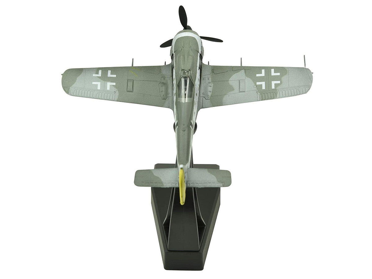 Focke-Wulf Fw 190A-8 Fighter Aircraft "98-Victory Ace Staffelkapitaen Horst Hannig I./JG 2 Triqueville France" (1943) German Luftwaffe 1/72 Diecast Model Airplane LuxuryLifeWay Online Store